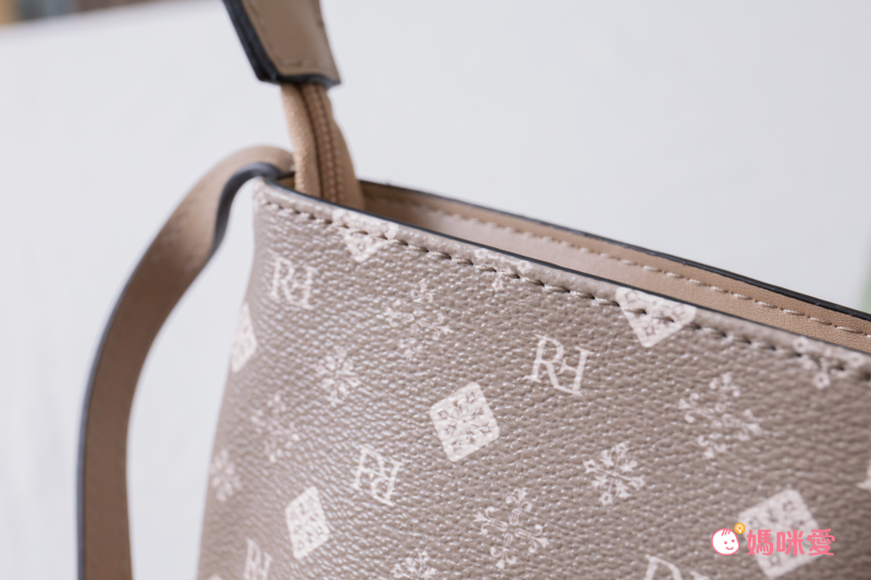 日本 FIRANO - [雜誌揭載]經典花紋仿皮托特包+側背包2件組-附摺疊購物袋-米白 (30x40x14cm)