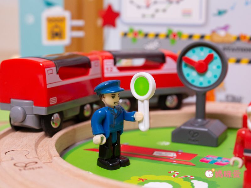 德國 Hape - Grand Station 聖誕倒數月曆-車站