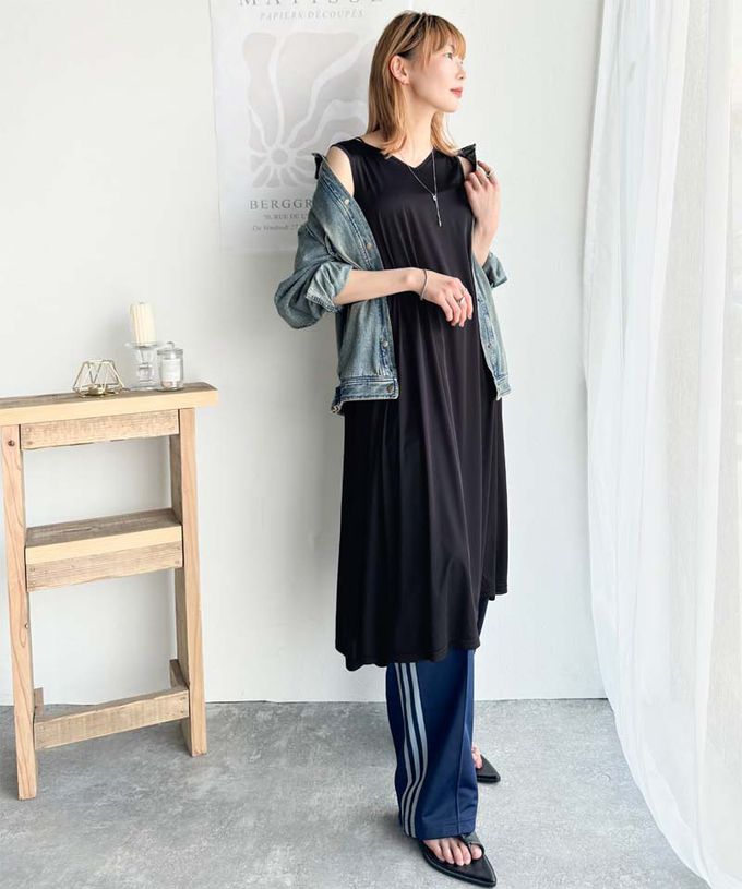 日本 Classical Elf - 前後2way領微光澤無袖洋裝-黑