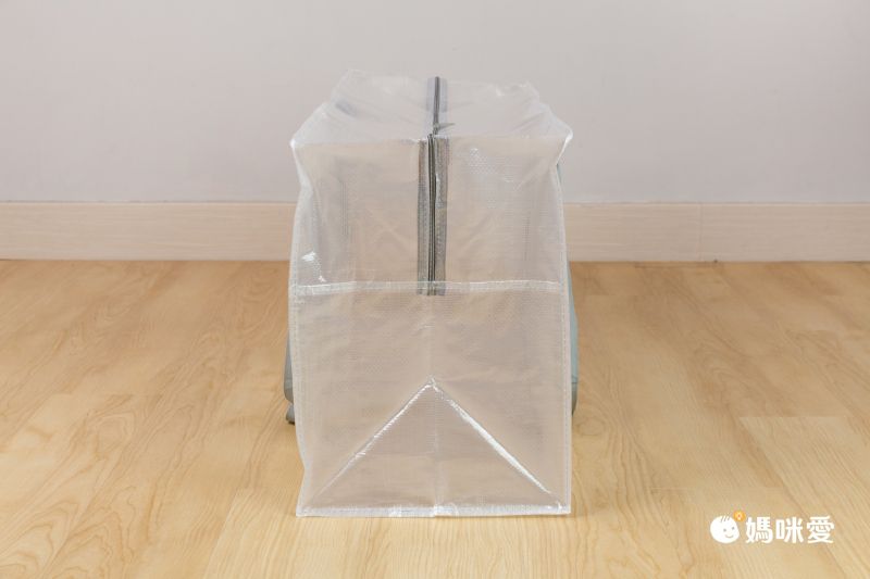 日本代購 - [日本主婦推薦] 半透明多功能衣物收納袋(可肩背/手提) 3入組-淺灰 (L(47x20x36cm))