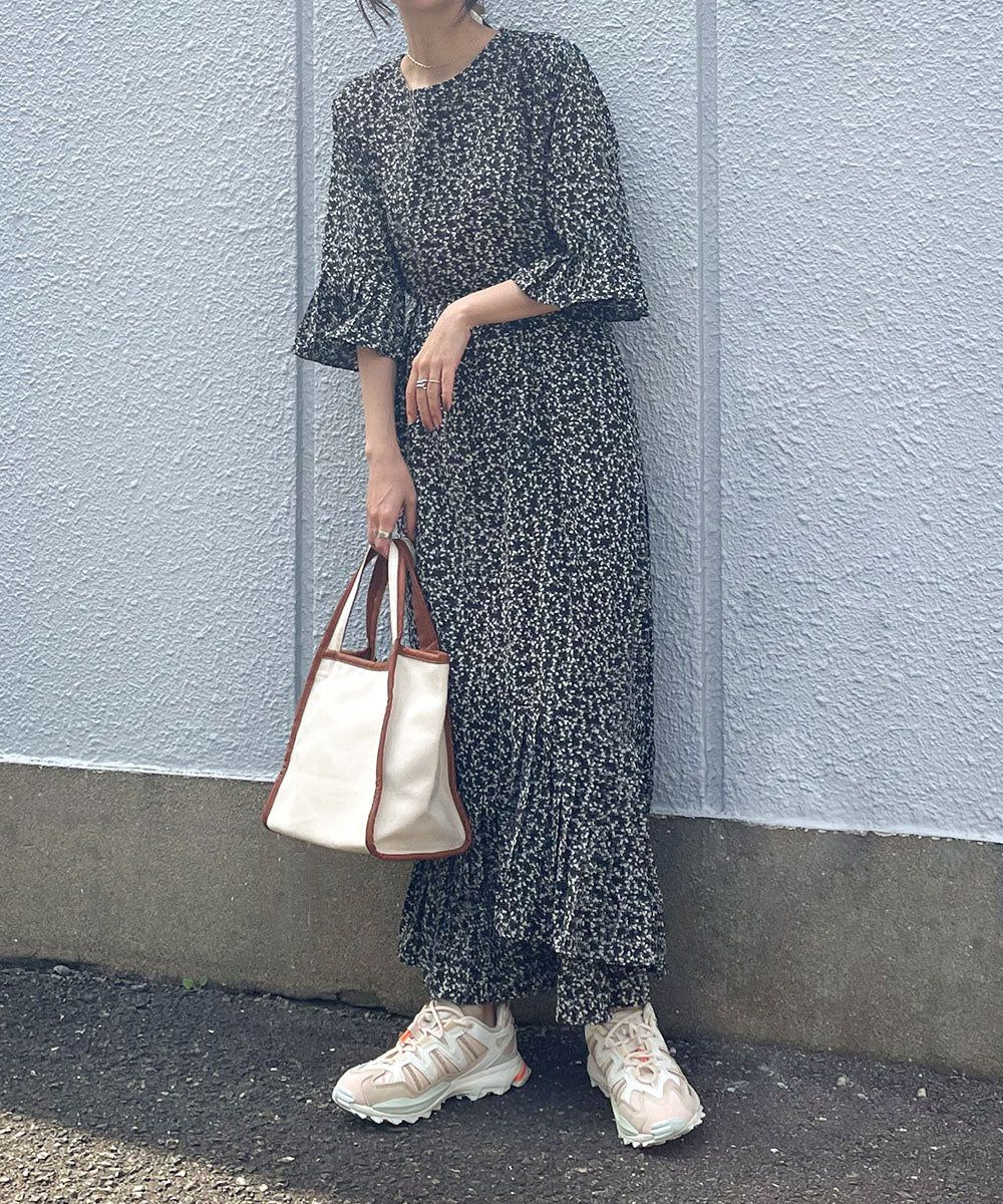 日本 Bab - 圓領碎花糖果袖洋裝-奶油白