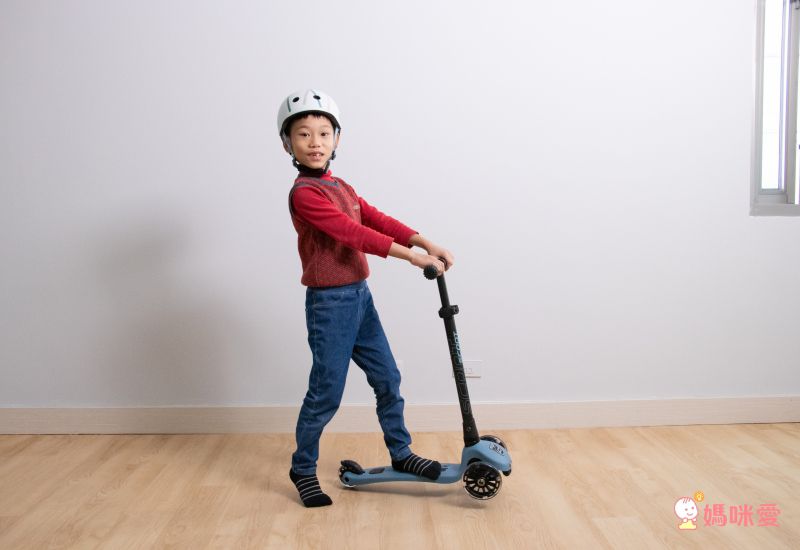 奧地利 Scoot & Ride - Kick3炫輪滑板車-岩石藍