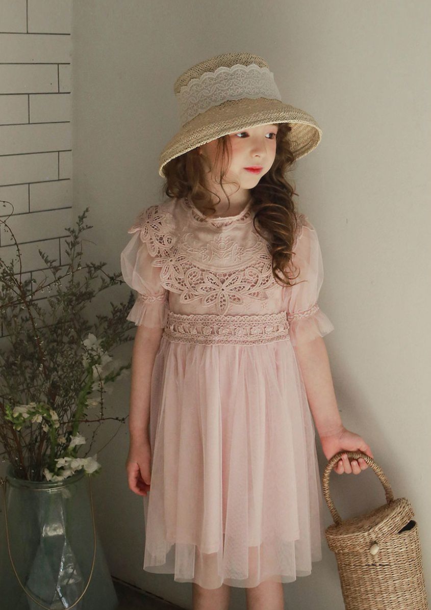 韓國 PuellaFLO - 鏤空花朵圓領網紗洋裝-粉紅