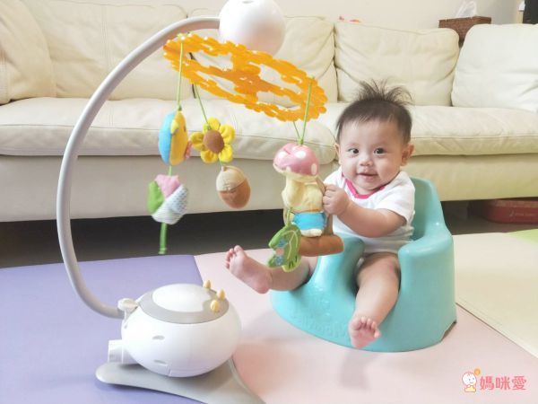 日本 Combi - Kuma 哭聲感應安撫音樂鈴-0個月起