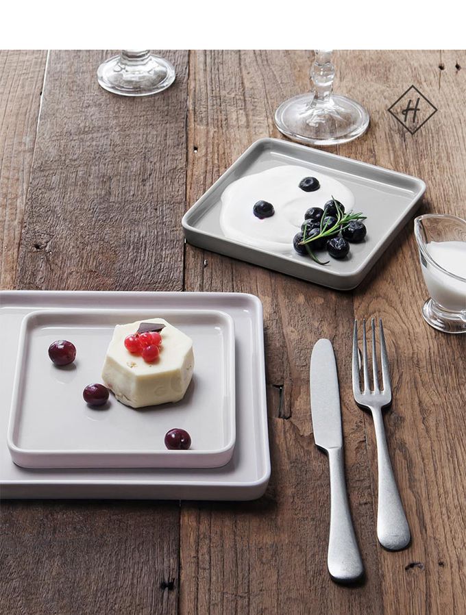 韓國 SSUEIM - LEED系列莫蘭迪陶瓷方形淺盤14cm (灰色)