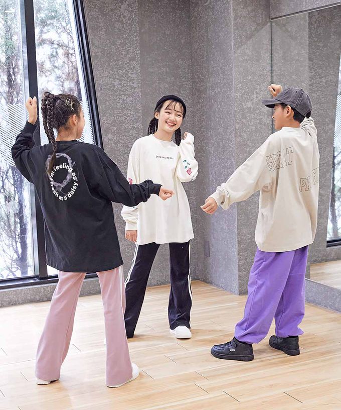 日本 devirock - DANCE 純棉舒適寬版長袖上衣-手臂玫瑰-白