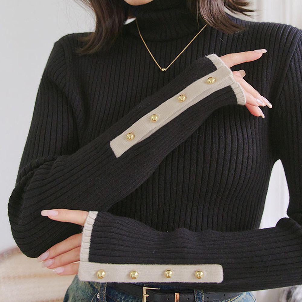 [定番]優美羅紋合身針織上衣(可選領)-金扣-黑