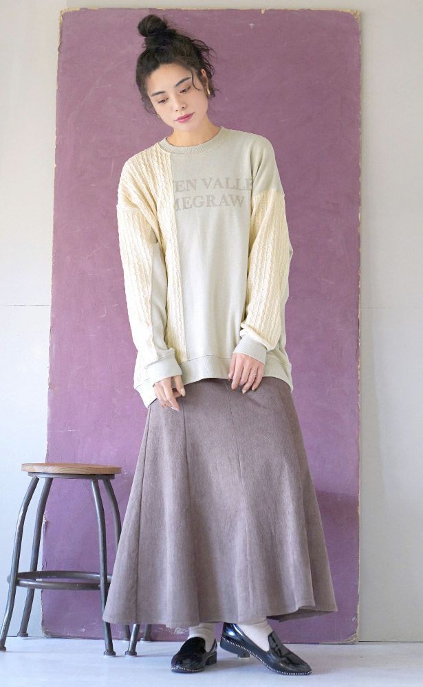 日本 zootie - 異材質拼接圓領寬鬆長袖上衣-墨綠