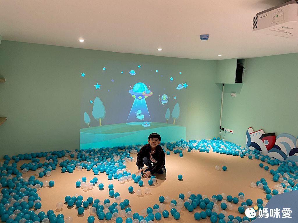 南投清境【宇星山莊】平日2大2小一泊一食住宿券