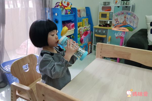 日本 Richell 利其爾水壺