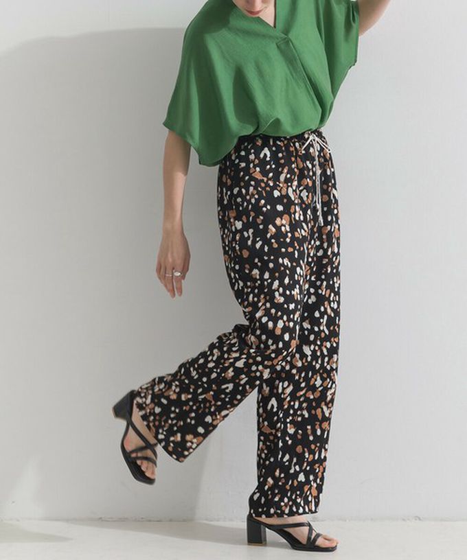 日本 le colis - [人氣款]個性派印花輕盈寬褲-豹紋-卡其