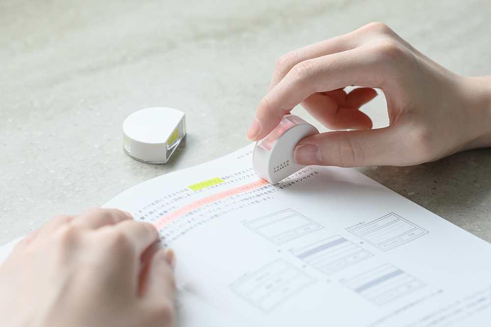 日本文具 Kanmido - 重複黏貼 螢光標記立可帶-粉