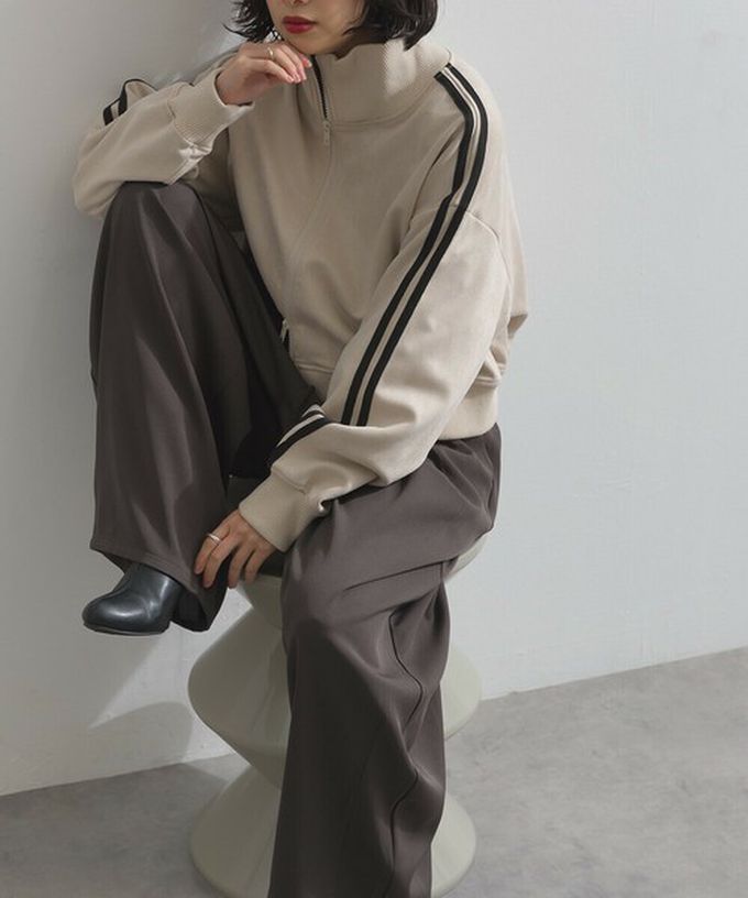 日本 ELENCARE DUE - 麂皮短絨休閒配色運動風夾克-象牙米