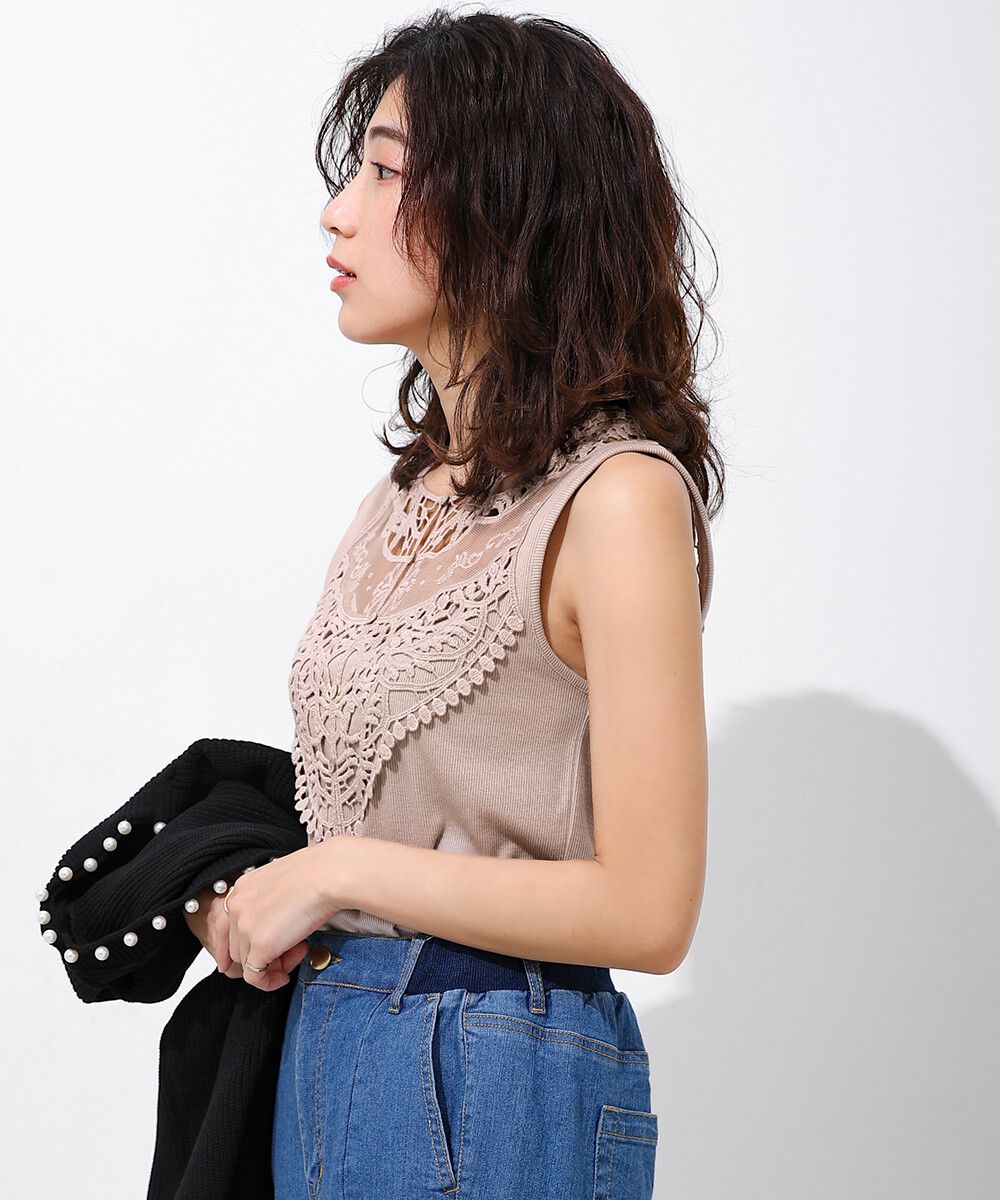 日本 Bab - 蕾絲拼接無袖上衣/大內搭背心-白