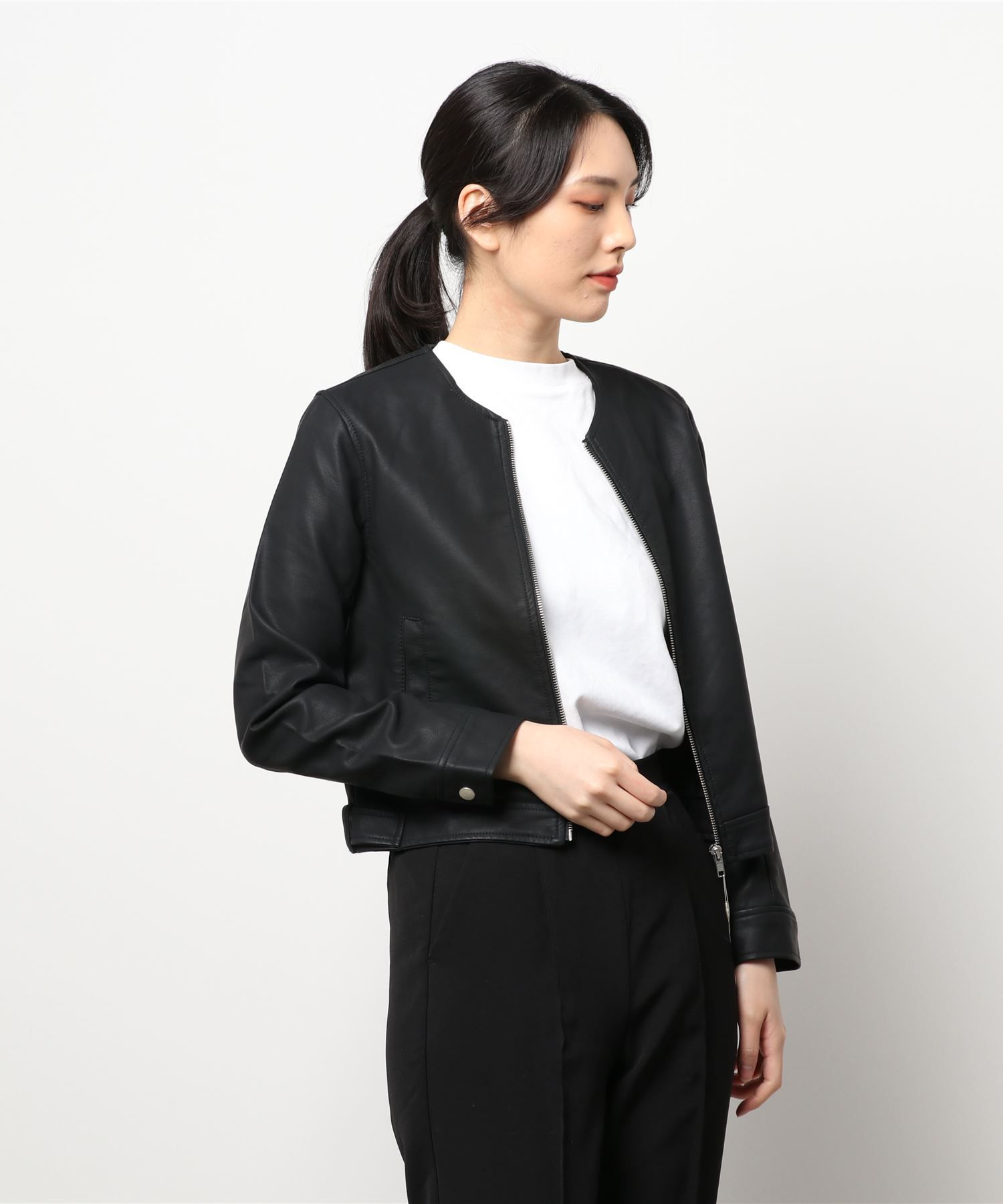 日本 Riche Glamour - 帥氣仿皮皮衣-圓領素面-焦糖