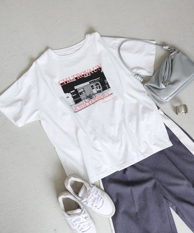 日本 Bab - 100%棉 極簡照片印花五分袖上衣-杏底綠字 (M)