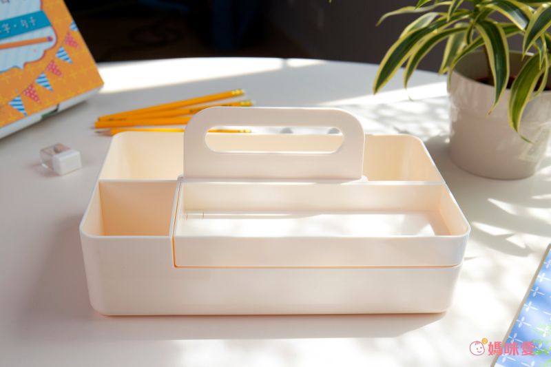 日本文具 SONIC - 手提式桌上文具分隔收納盒(磁吸設計)-米 (26x12.8x16cm)