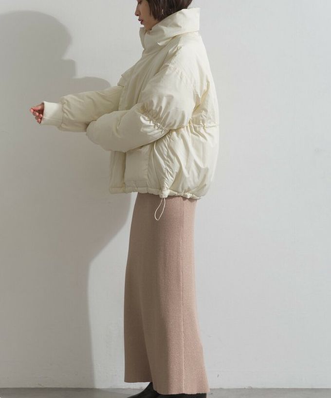 日本 ELENCARE DUE - 蓬鬆袖立領腰抽繩科技羽絨保暖外套-象牙