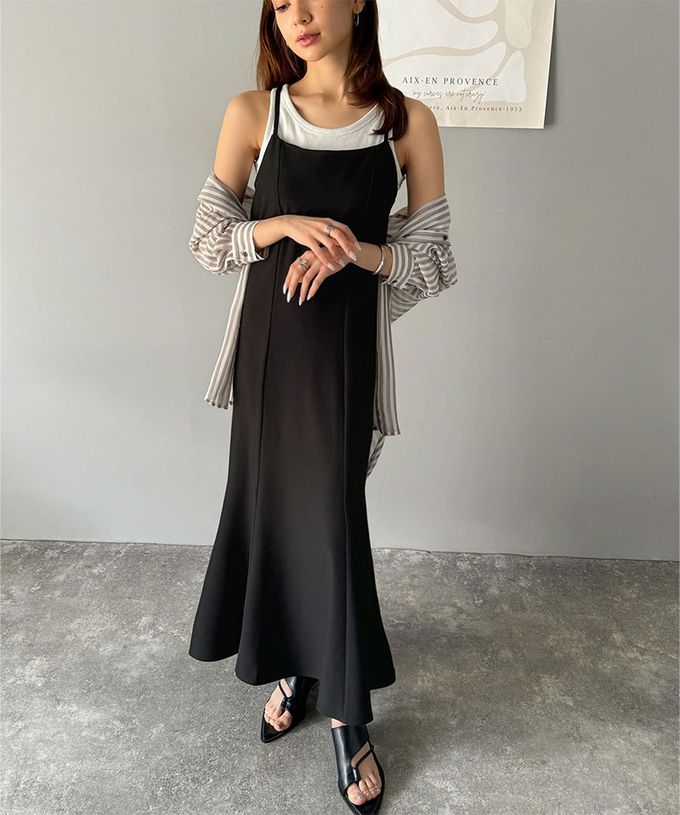 日本 Classical Elf - 亞麻感優雅魚尾細肩帶洋裝-摩卡棕