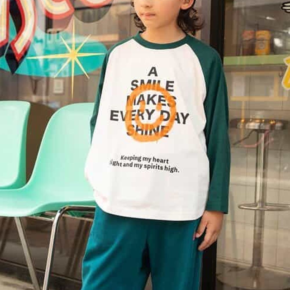 帥氣美式風格長袖上衣-笑臉-綠X白