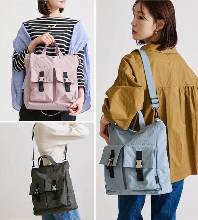 日本 LIZDAYS - 輕量簡約防潑水2way側背頭盔包-煙燻粉 (30x35cm)