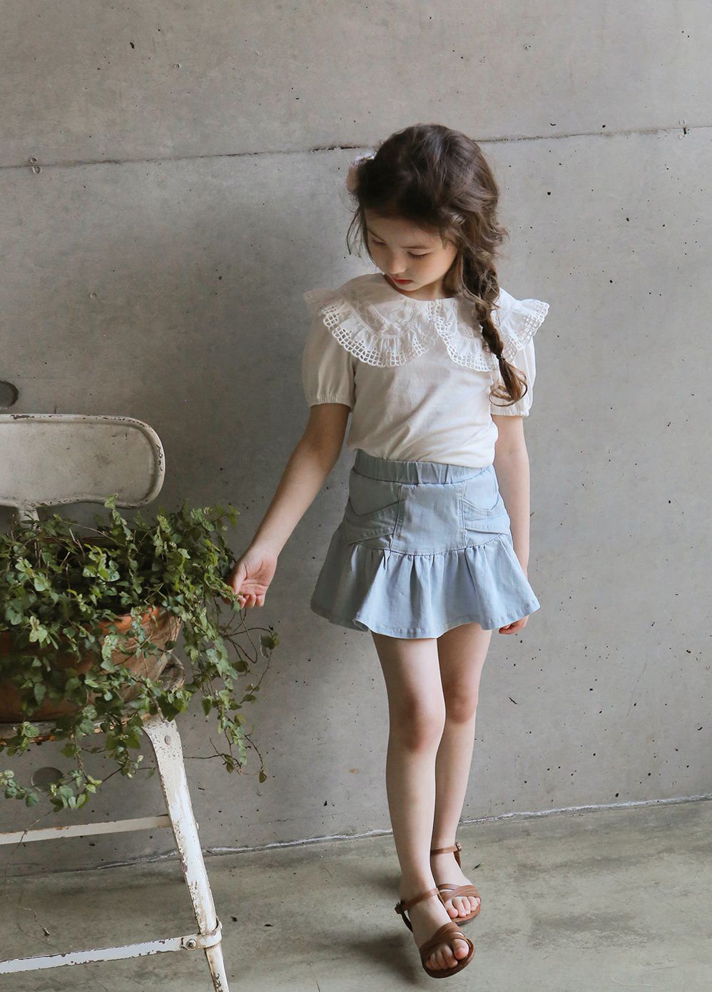 韓國 PuellaFLO - 鏤空格子大白領上衣-象牙白