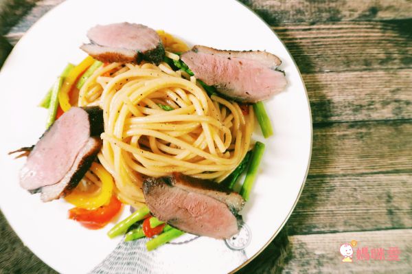 在家安心吃！【桂冠】經典鍋物、法式頂級鴨胸、家庭料理