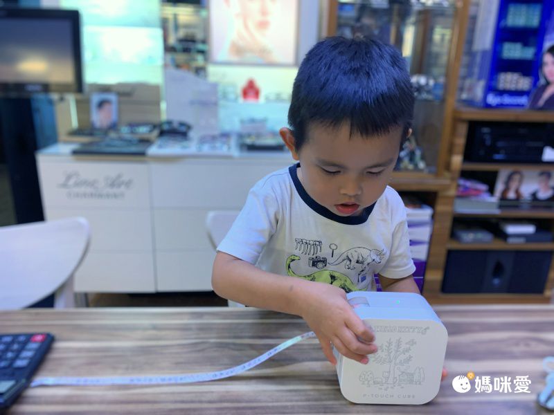 姓名貼DIY無限次！【Brother 藍牙標籤機】開學必備