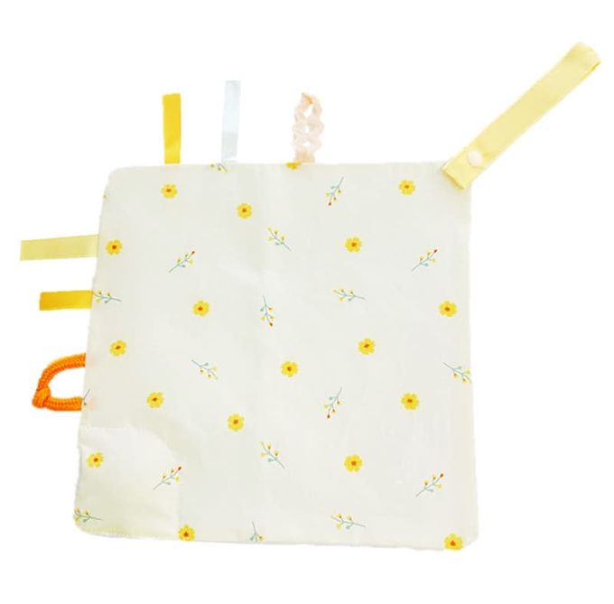 akachan honpo - 安撫手帕-小花-象牙白色 (約20×20cm)