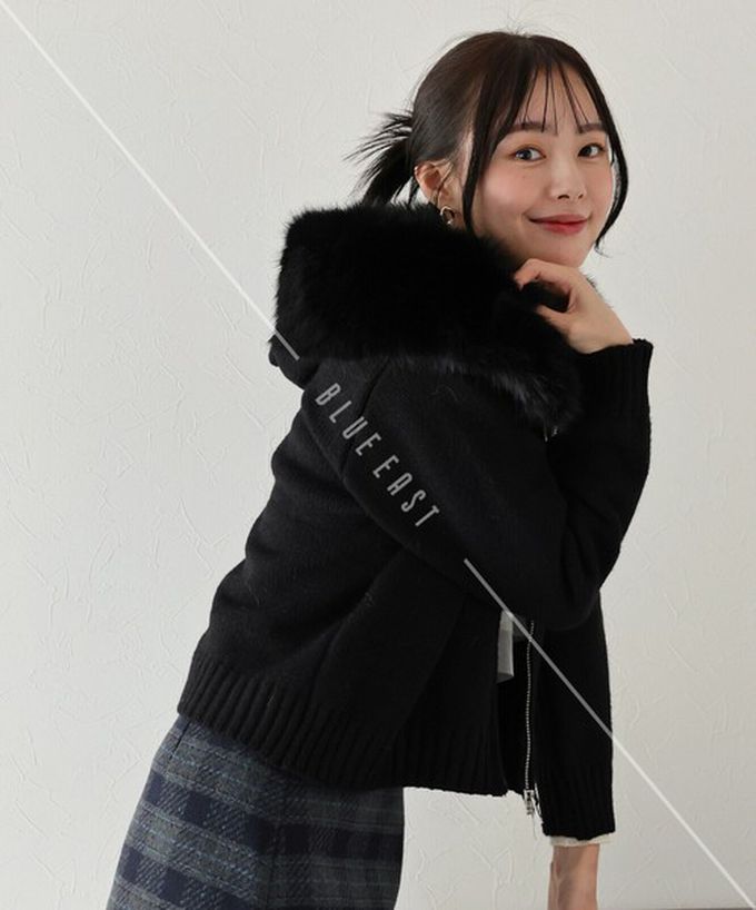 日本 BLUE EAST - 澎澎可愛毛絨帽雙拉鍊針織外套-黑