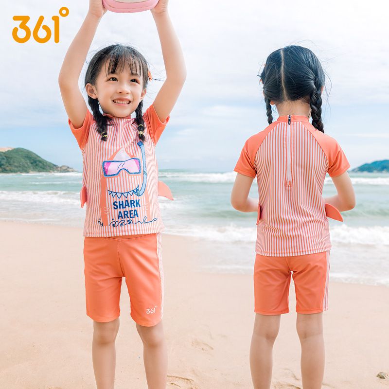 361° - 兒童卡通圖短袖泳衣套裝(二件組)-浮淺鯊魚-粉色
