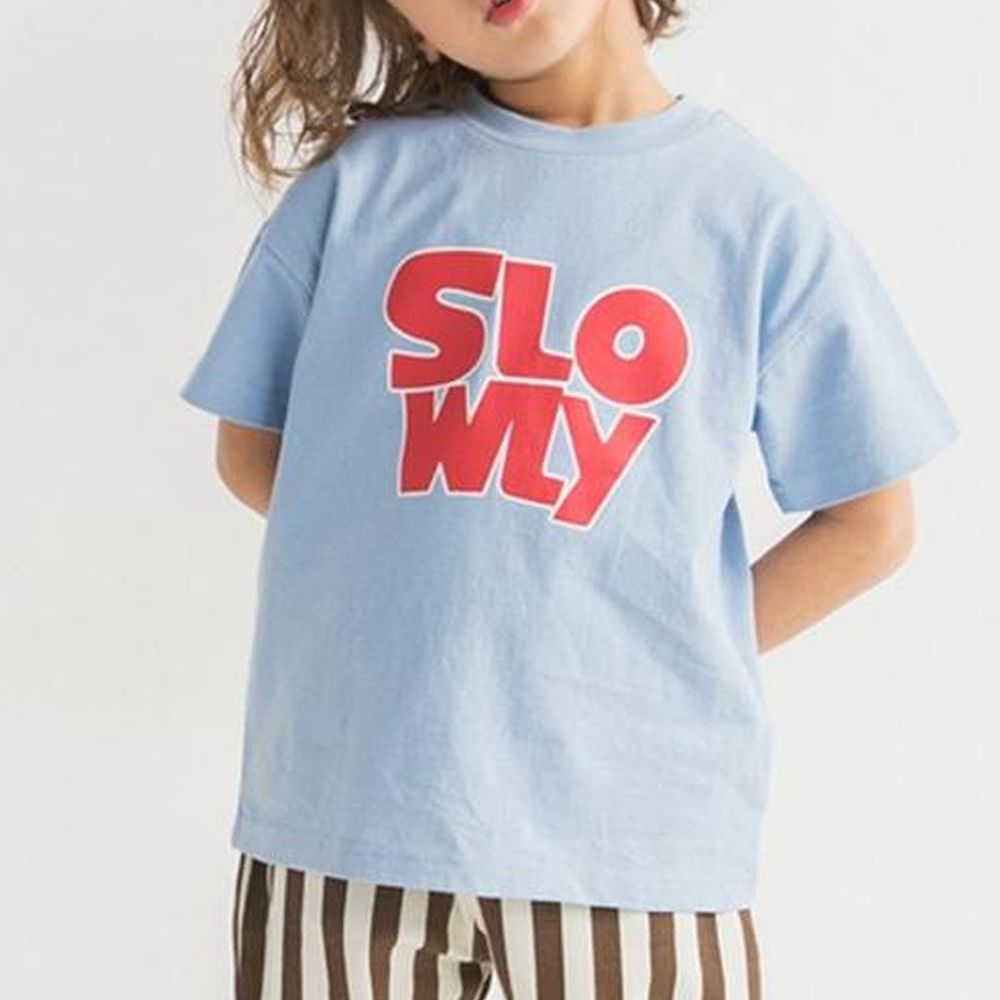 100%棉 簡約印花短袖上衣-slowly-水藍