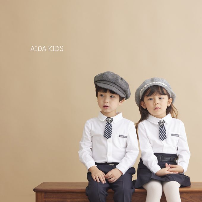 韓國 AIDA - 海軍小領帶裝飾長袖襯衫-白