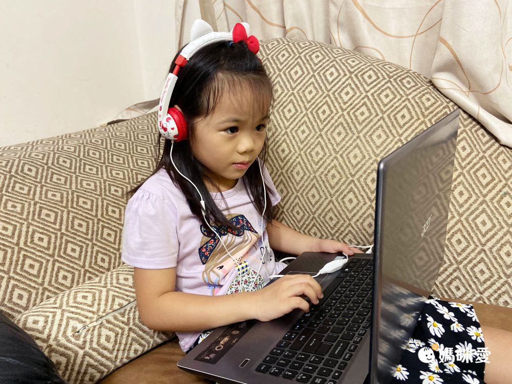 Hong Man - 三麗鷗系列 兒童耳機 可愛耳朵造型款(線控式麥克風)-布丁狗