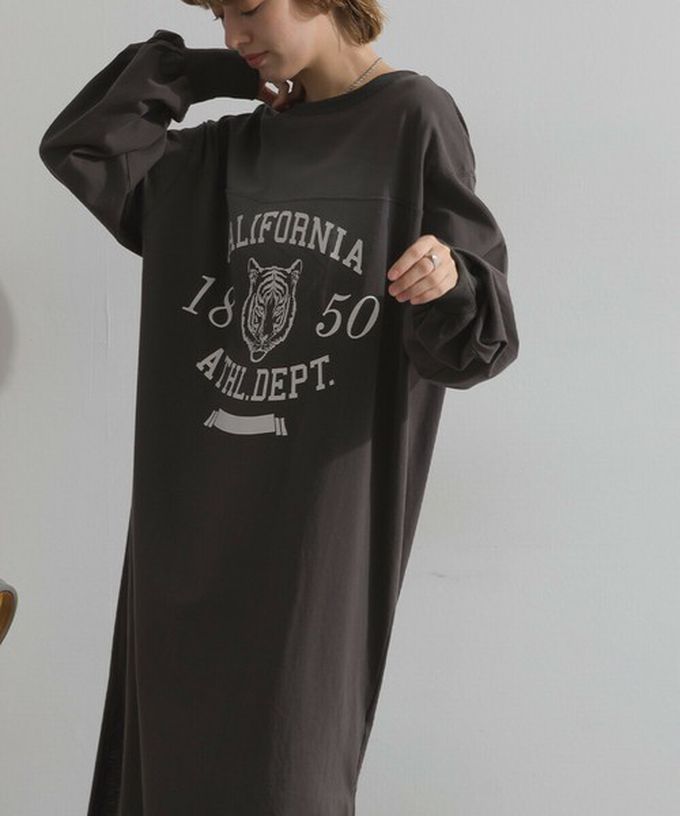 日本 Lupilien - 帥氣老虎印花側開叉長袖洋裝-象牙