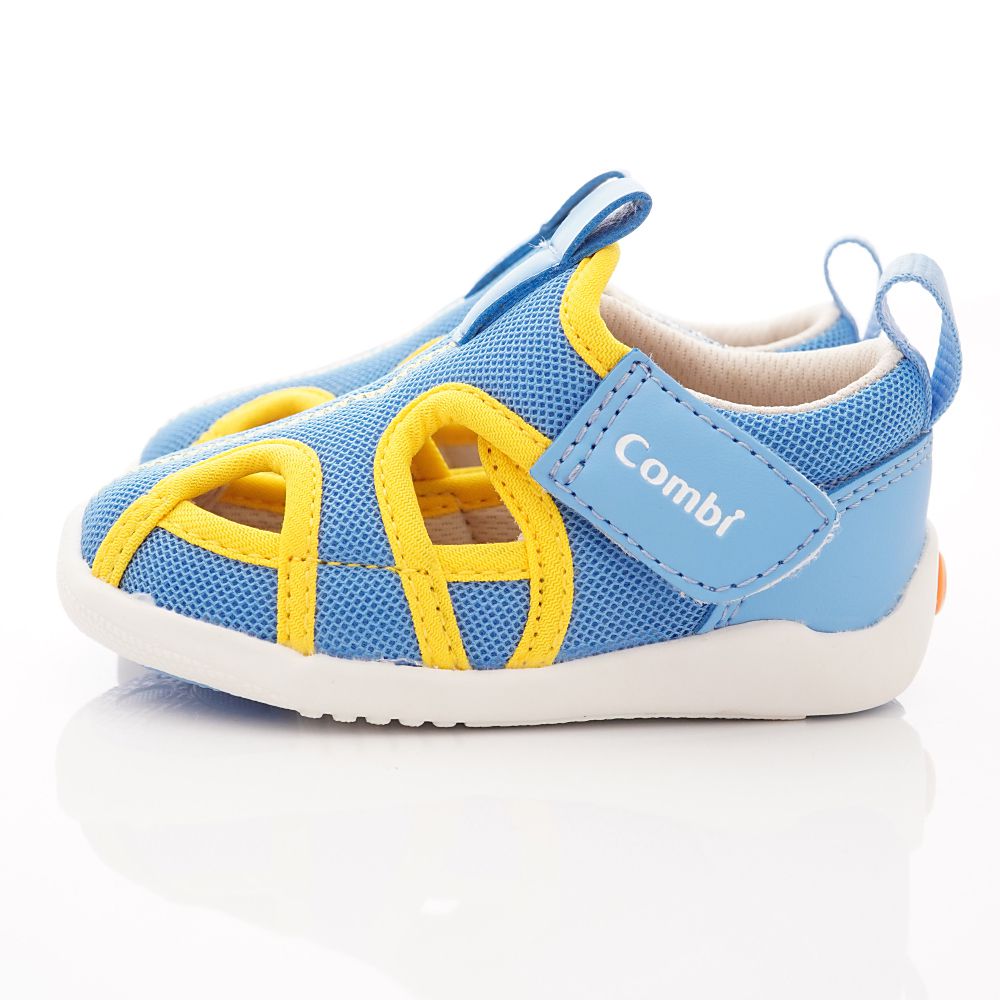 日本 Combi - 機能童鞋/學步鞋-護趾透氣學步涼鞋(寶寶段)-藍