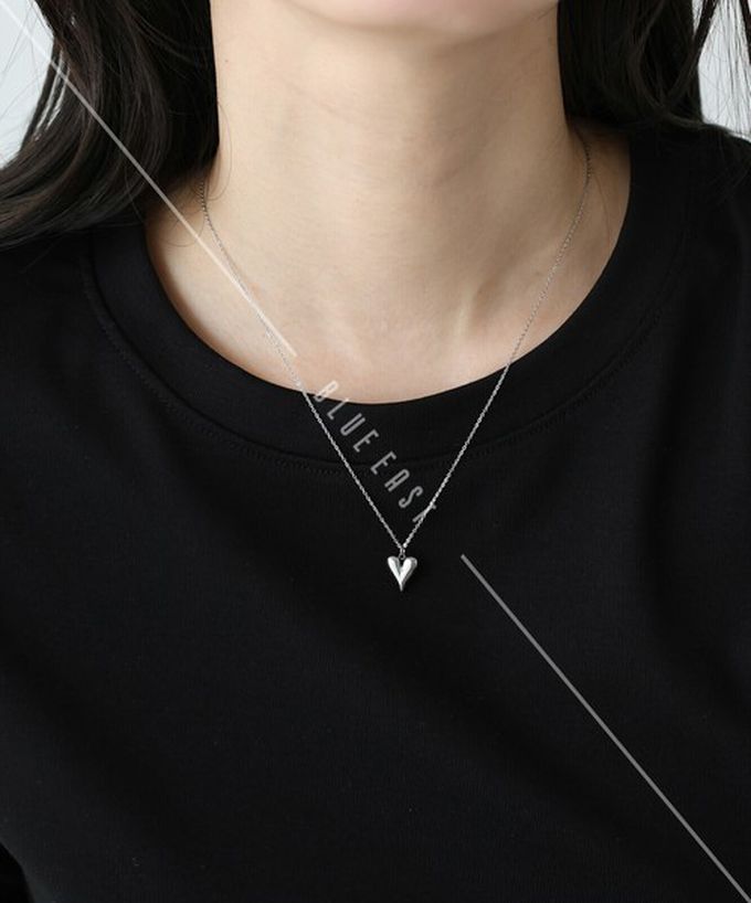 日本 BLUE EAST - 韓國製 成熟感愛心墜飾項鍊-銀