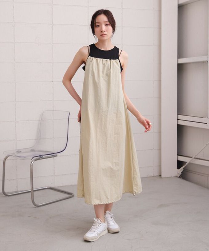 日本 Bab - 下擺澎澎氣球尼龍吊帶洋裝-米白