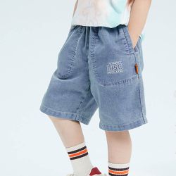 BOMI - 涼感透氣休閒五分牛仔褲-英文刺繡-淺藍