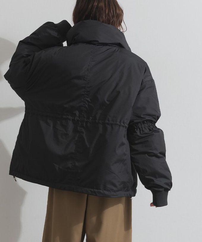 日本 ELENCARE DUE - 蓬鬆袖立領腰抽繩科技羽絨保暖外套-黑