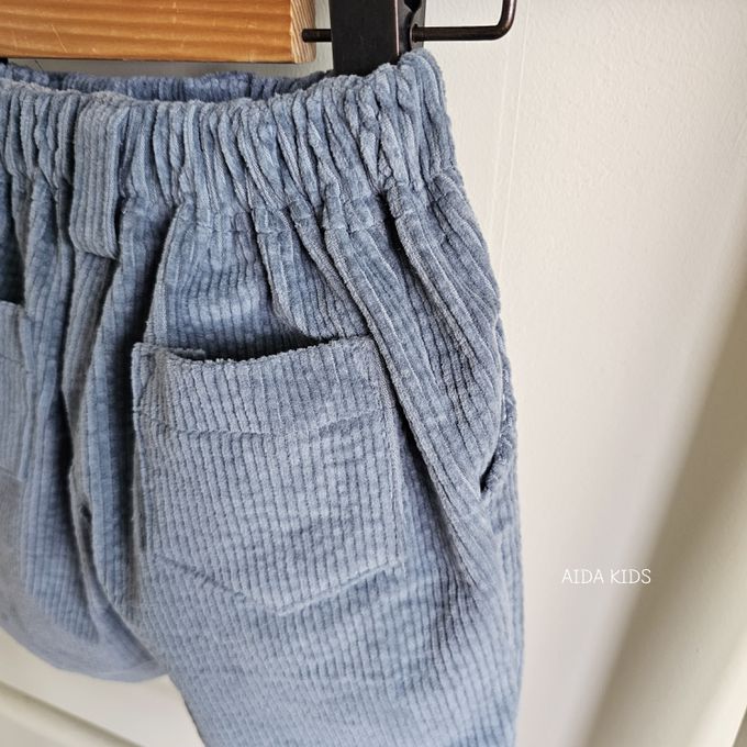 韓國 AIDA - 鬆緊腰直線絨布七分褲-霧面藍