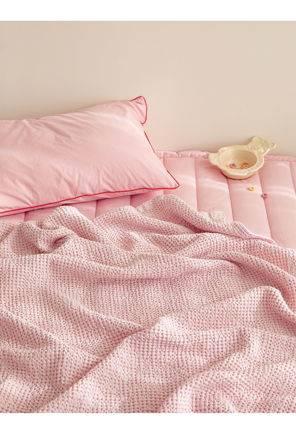 韓國 Maatila - (兒童款)天絲莫代爾鬆餅被毯-草莓優格 (130X170cm)