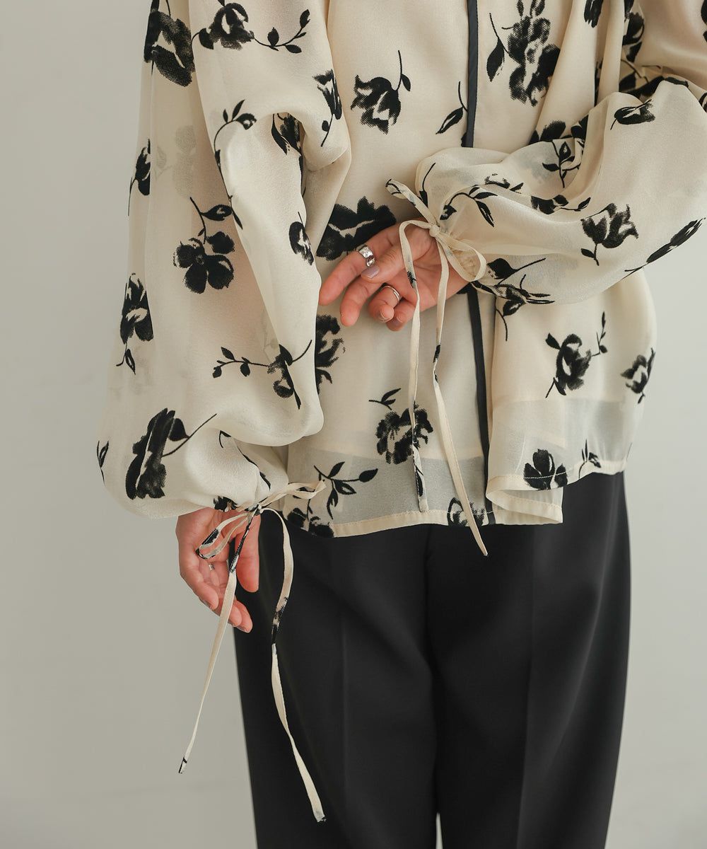 日本 Bab - 緹花透感泡泡長袖上衣-黑