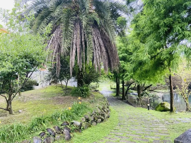 宜蘭水岸森林 - 『媽咪愛特談』平日綠光森林雙人房一泊一食住宿券-優惠效期一年