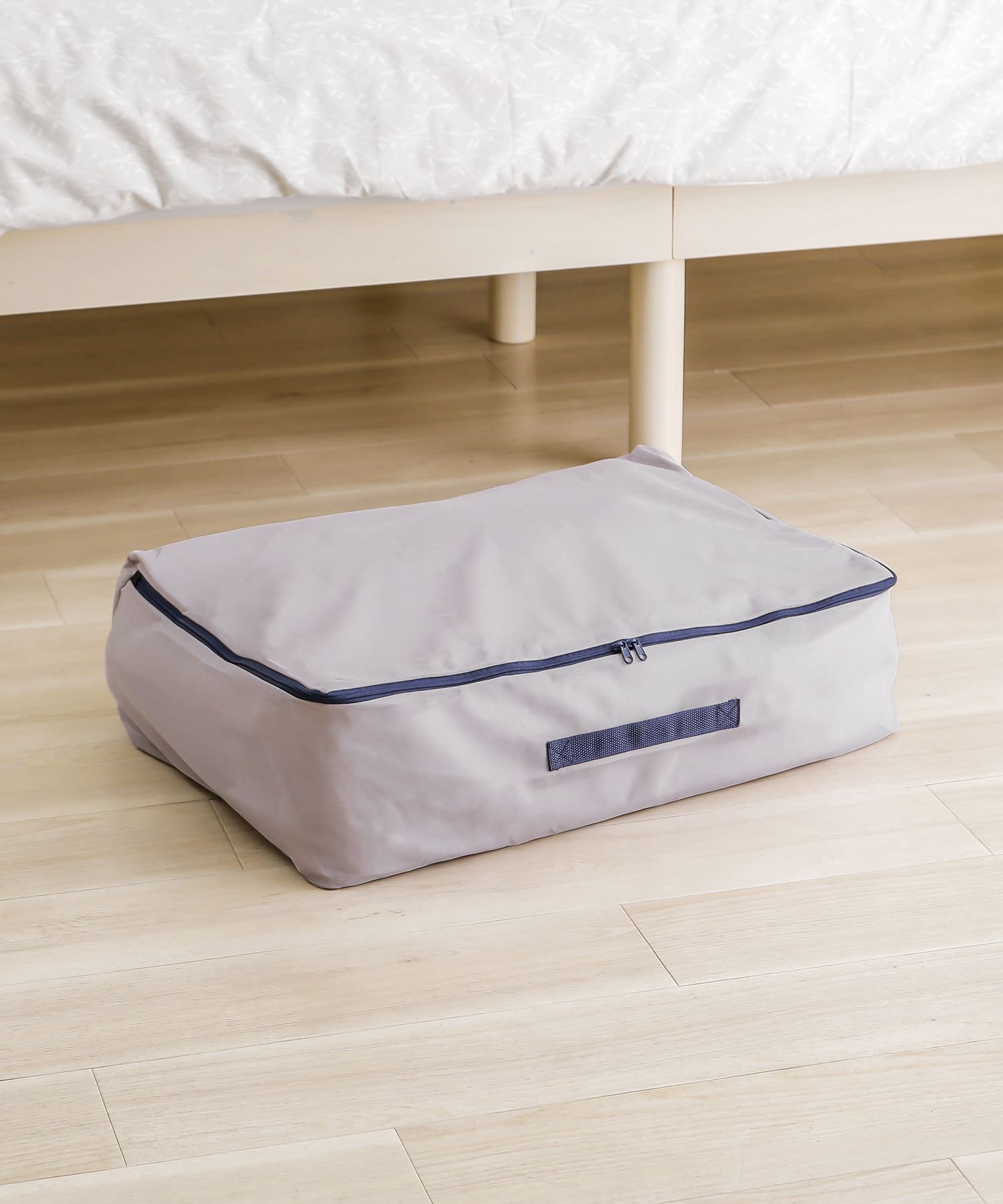 日本代購 - 網眼式被單寢具收納袋/洗衣袋-白 (40×18×60cm)