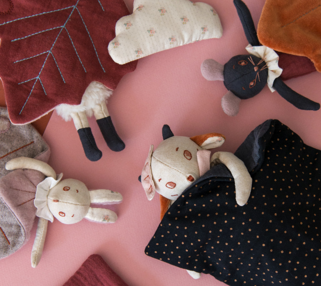 Moulin Roty - 蘋果抱枕 (330*280*100)