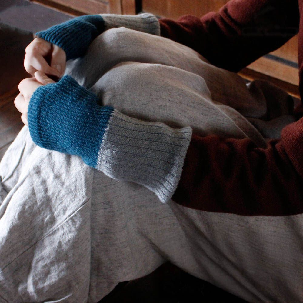 日本製 羊毛混絲綢保暖半截手套-土耳其藍x灰 (F)