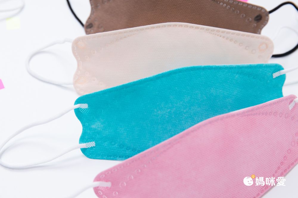 令和 Linghe - 兒童醫療級韓式KF94立體口罩/雙鋼印/台灣製-4D魚形/3D韓版-櫻花粉 (17x7±0.5cm)-10入/盒(未滅菌)