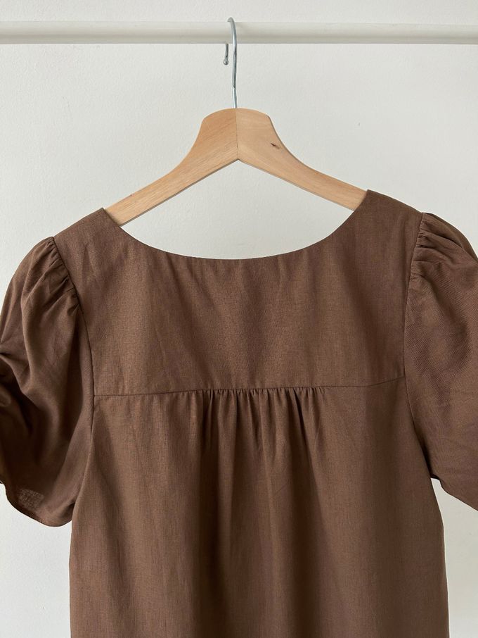 韓國女裝連線 - 波浪方領棉麻短袖上衣-白 (FREE)