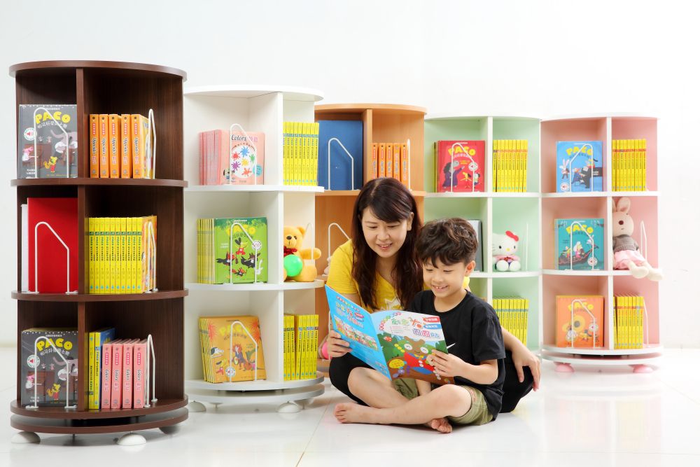 粉/綠色限時特惠！容量大升級 【第一博士 360° 旋轉書櫃】